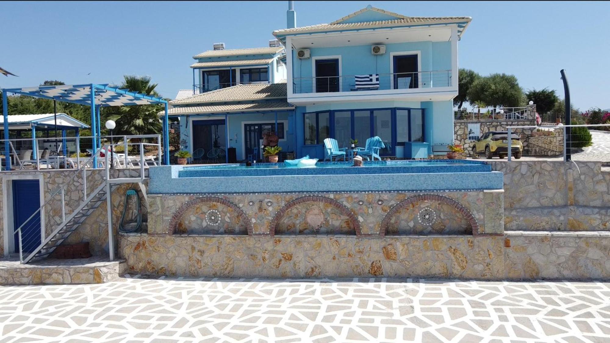 Iris Villas Sparton ภายนอก รูปภาพ